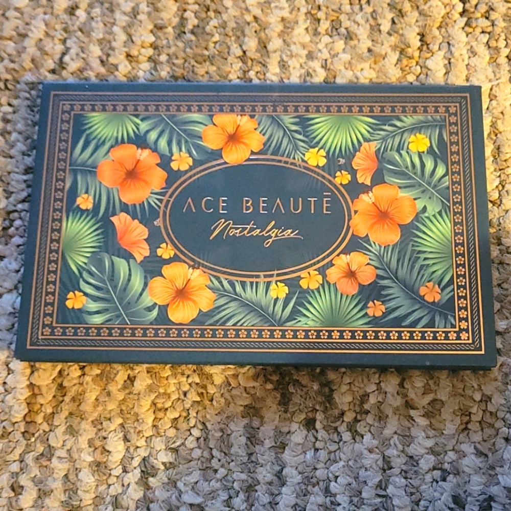 Ace Beauty Nostalgia Eyeshadow Palette
